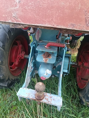 Klein Traktor zu verkaufen guter Zustand!  Bild 4