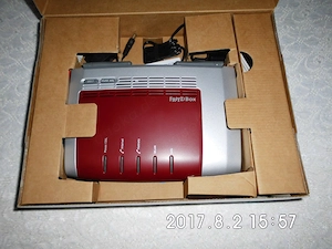 AVM Fritz Box 7272,  Bild 2