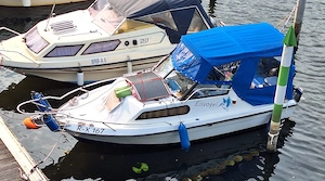 Kajütboot mit Trailer 1,1 Tonnen komplett refittet neuer 40 PS Parsun mit Wertgutachten