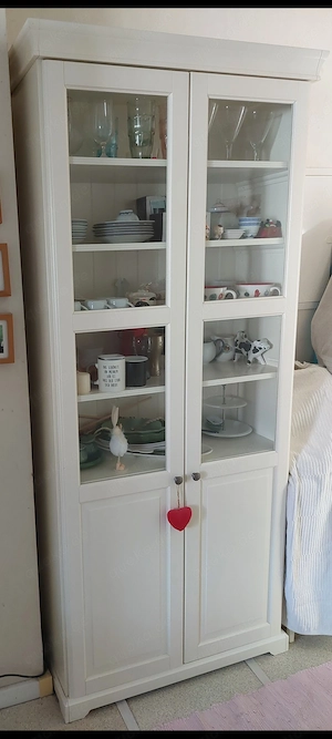 IKEA Liatorp Schrank mit Glastüren