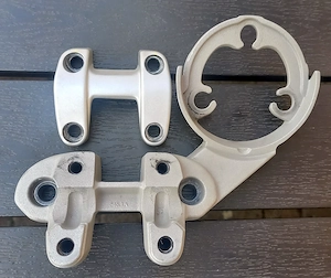 Original Lenkerklemmung mit integriertem Halter für die Instrumentenkonsole für Ducati Scrambler 800 Bild 2