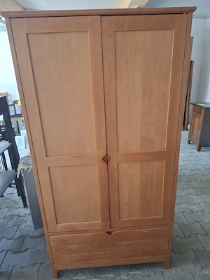 Massiver Wäscheschrank   Vollholzschrank mit Schublade