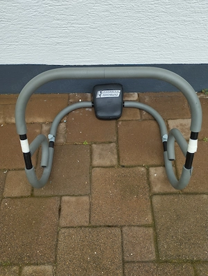 Bauchtrainer 