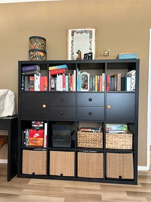 IKEA KALLAX Regal 4 4   schwarzbraun