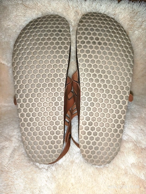  Zehentrenner Sandalen aus Lederimitat   Braun   Gr. 40  Bild 4