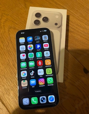 iPhone 17 pro max 