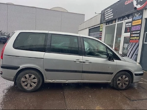 Peugeot 807 2.2 HDI 128 PS 7 Sitze 