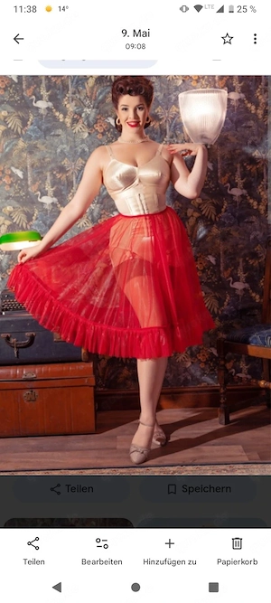 Devote Dame sucht dominanten Mann zum chatten 
