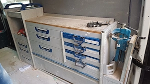 Werkstattschrank Modulsystem mit Schraubstock