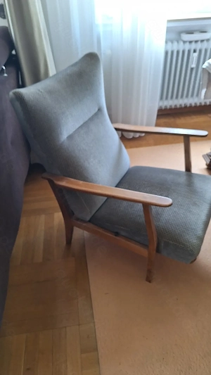 Sessel vintage Holzgestell mit Armlehnen, verstellbare Sitzfläche, aus den 50ern 