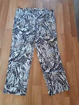 Hose Schwarz weiss mit Gummizug