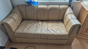 Schöne Ledercouch 2 sitzer 