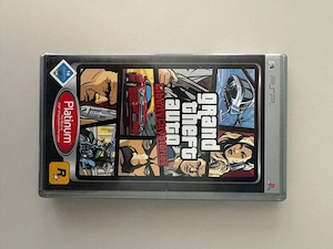 psp mit verschiedenen spielen 