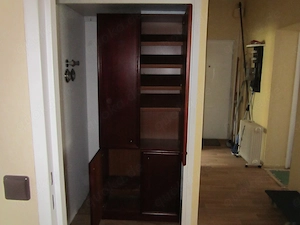 Großer Schuh- Flurschrank