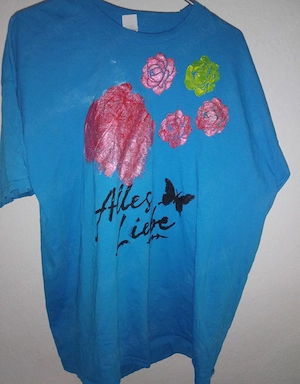 gestaltenes t Shirt zu verkaufen in XXL neu abzuholen in Westercelle 