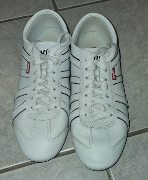 Schuhe Größe 40 Sneaker Levis - weiß