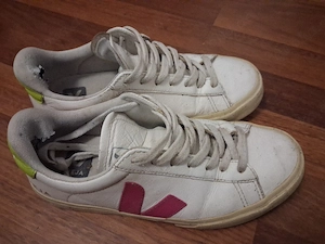 Coole Sneaker  Gr.39 der Marke  Veja