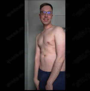 Student mit 22cm als Stripper für Frauen 