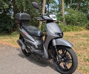 Peugeot Tweet RS 50 - EZ 1  km - gepflegter Zustand 