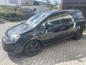 Opel Zafira B, Bj. 2013, mit Getriebeschaden, noch "fahrbereit"