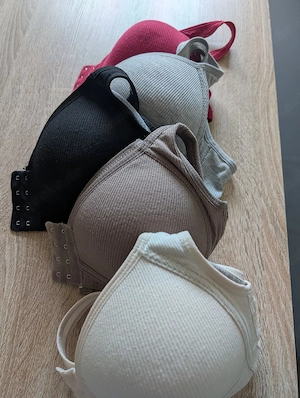5 Push Up BHs, einmal angehabt 