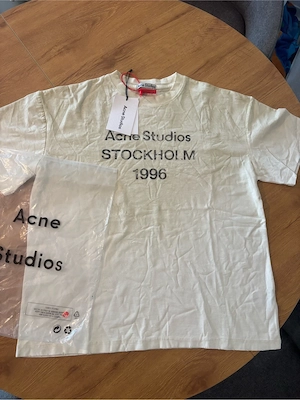 neues acne studio tshirt