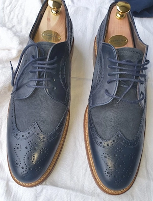Schuhe von Charles Tyrwhitt inklusive Schuhspanner