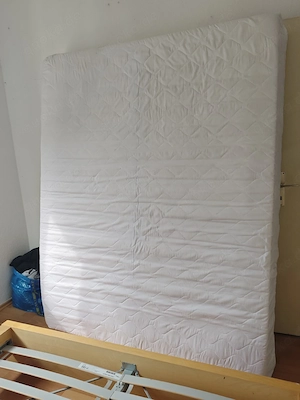 Bett 160*200