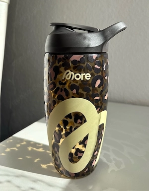 More leo Shaker - Emma & Romina Edition