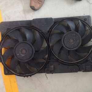 car engine fan