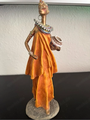 Dekorative Afrika-Skulptur   Handgefertigte Kunstfigur