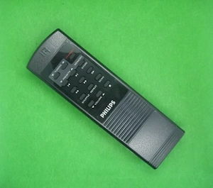 Fernbedienung gesucht: Philips Audio System AZ 8904 02 - siehe Fotos...!!!