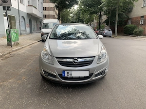 opel corsa 1,2 mit klima,alus,navi