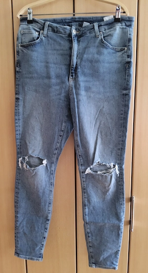 Coole  H&M  Jeans  stretch -  Gr. 48 -  blau - Cut out  - super skinny