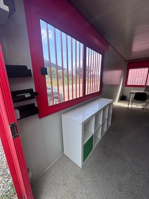 Büroraumcontainer 20ft Farbe rot 