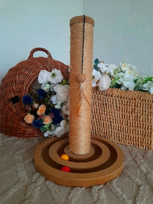 Kleiner Kratzbaum   selten genutzt   42 cm hoch