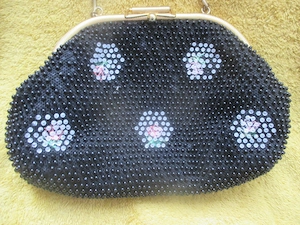 Art- Dec  VINTAGE Perlen Romantik DESIGNER Wende Abend Ketten-Henkel Hand Tasche Bag schwarz weiß