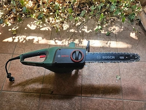 Bosch Kettensäge UniversalChain 35