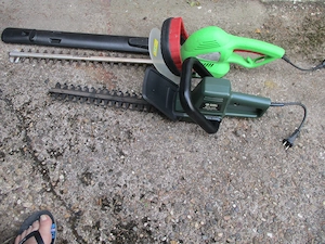 2 Heckenschere Black Decker 40 u. 60 Schwert