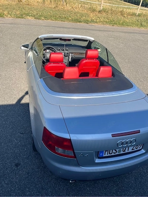 Audi a4 Cabrio Automatic Bild 3