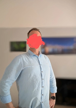 Welche Frau sucht eine lustvolle Affäre, wo Sie im Mittelpunkt steht, verwöhnt wird ?