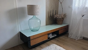 TV Schrank zu verkaufen