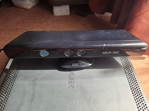 xbox konsole 360 + Spiele + Kinect Sensor + 1 Controller