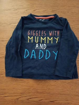 Langarmshirt blau Aufdruck Giggles with Mummy and Daddy 80 86 F und F 