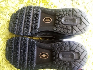 One Mix Schuhe in der Größe 39  Bild 3