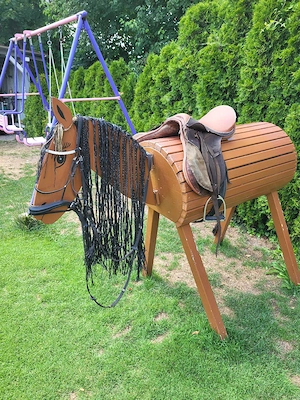 Großes .Holzpferd