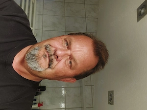 Mann 64 sucht nette stramme Frau ab 69
