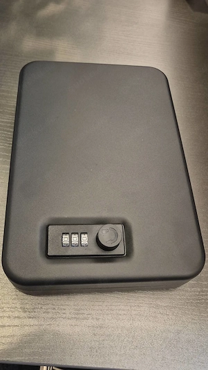 Sicherheitsbox Autosafe Zahlenschloss tragbar Sicherungskabel 90CM