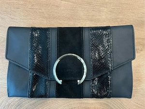 liebeskind tasche schwarz klein, clutch, echtleder, wildleder, gold