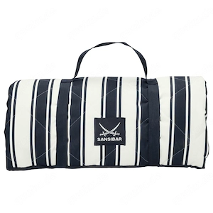 SANSIBAR Outdoormatte, 127 x 168 cm Eigenschaften Ideal f r Freizeit und Urlaub Schmutzabweisende